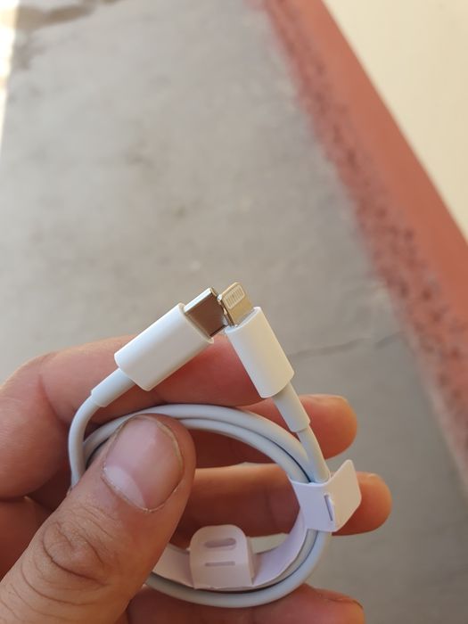 Iphone zaryadka orginal