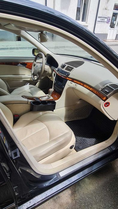 MERCEDES-BENZ E-Class 2004 — imagine 5