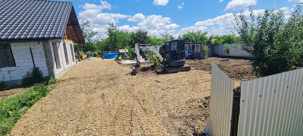 Inchiriez miniexcavator/ Vand balastru nisip pamant