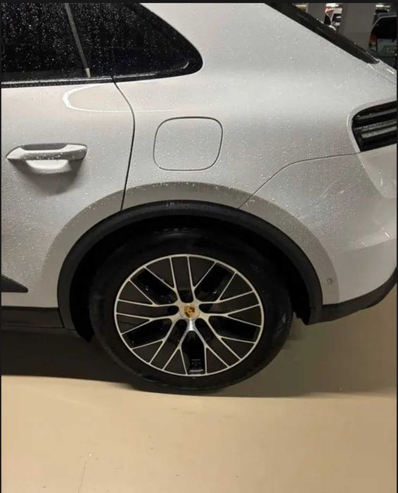 Porsche Macan EV 4 2025 год