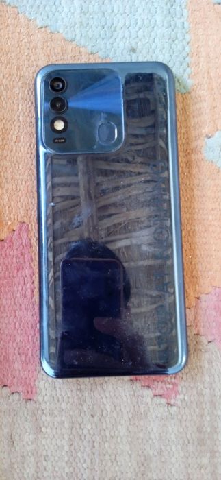 Tecno Spark 8 kafolati bilan