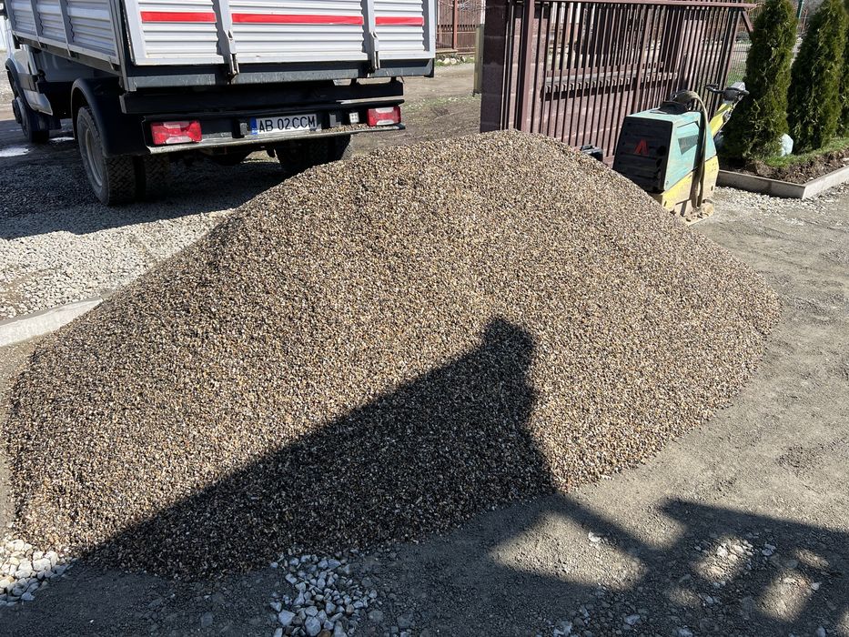 Transport 3,5-5,5 t Agregate / Mǎrfuri .