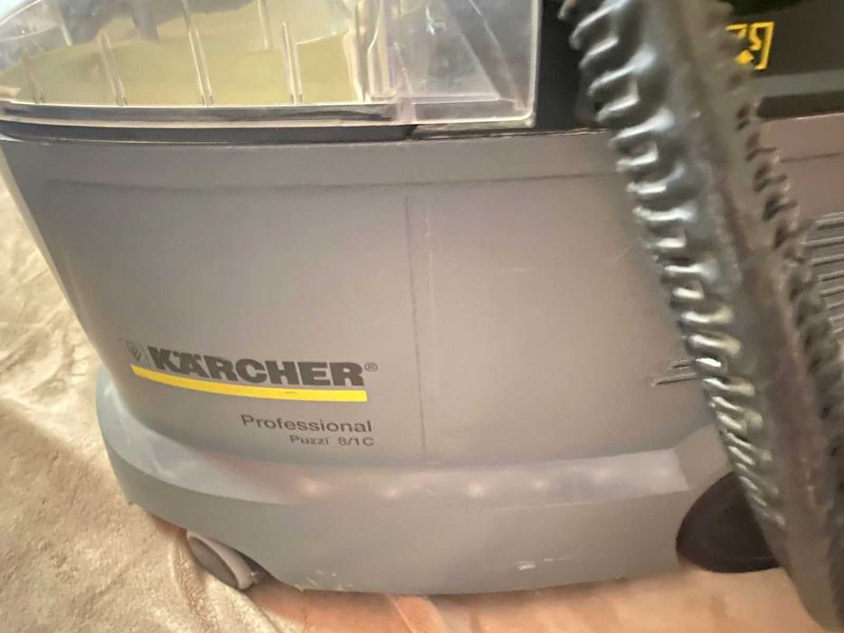 Продам моющий пылесос KARCHER