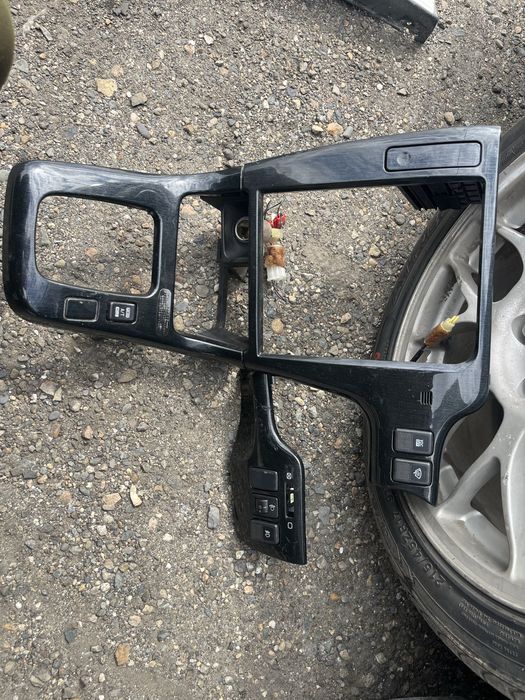 Продам запчасти на субару