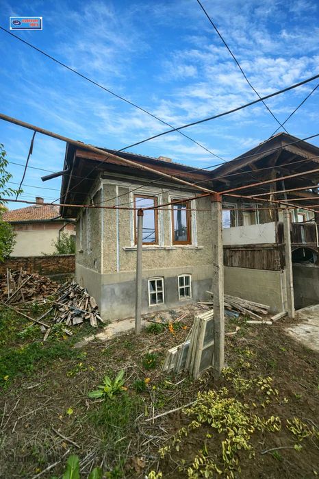 Къща в с. Драганово, общ. Горна Оряховица