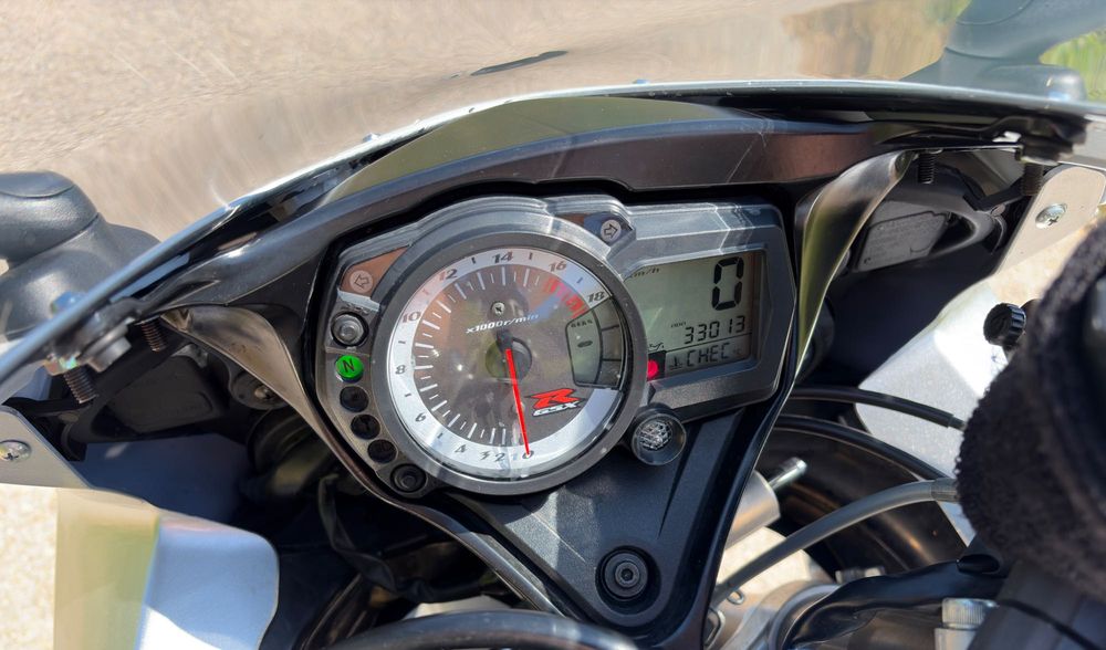 Suzuki gsxr 600 l0 за А2