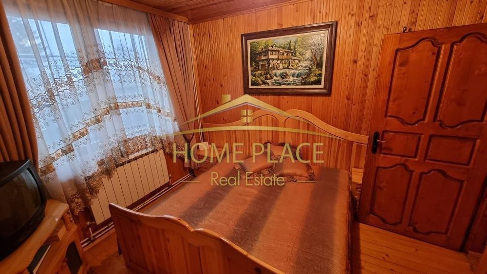 Дава се под наем Къща в Варна, Бриз - 160 кв.м за 1938 € - Снимка #4