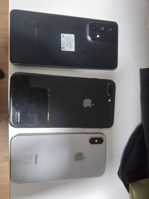 Продам iPhone X в хорошем состоянии.