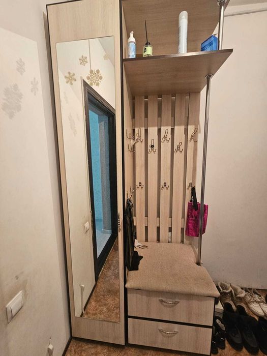 Шкаф для прихожей