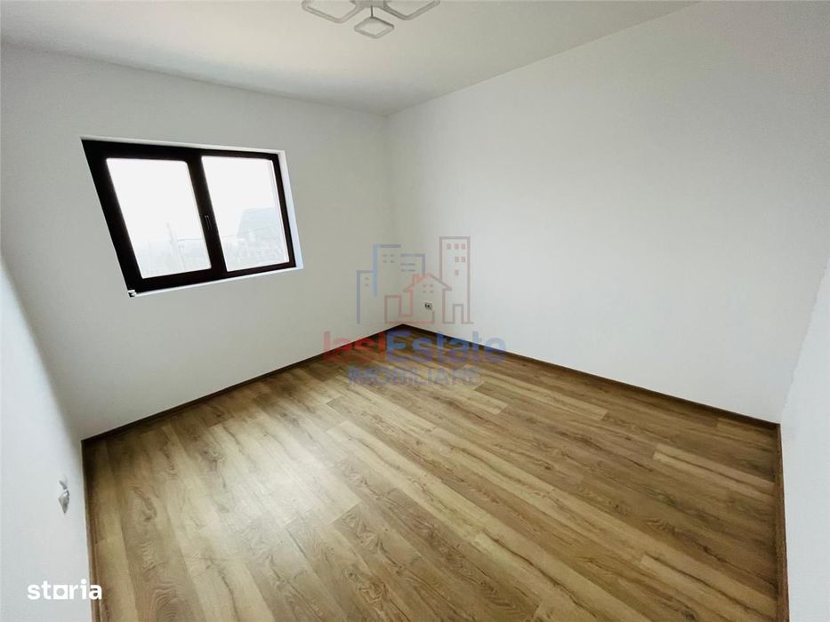 Apartament cu 2 camere decomandat, zona Capat Cug - Vedere 3