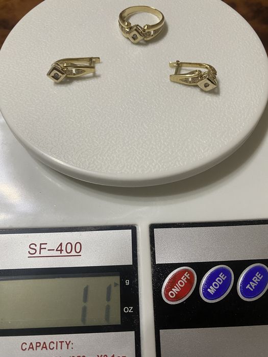 Золото набор с бриллиантом