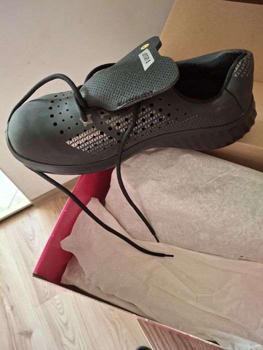 Pantofi de protecție