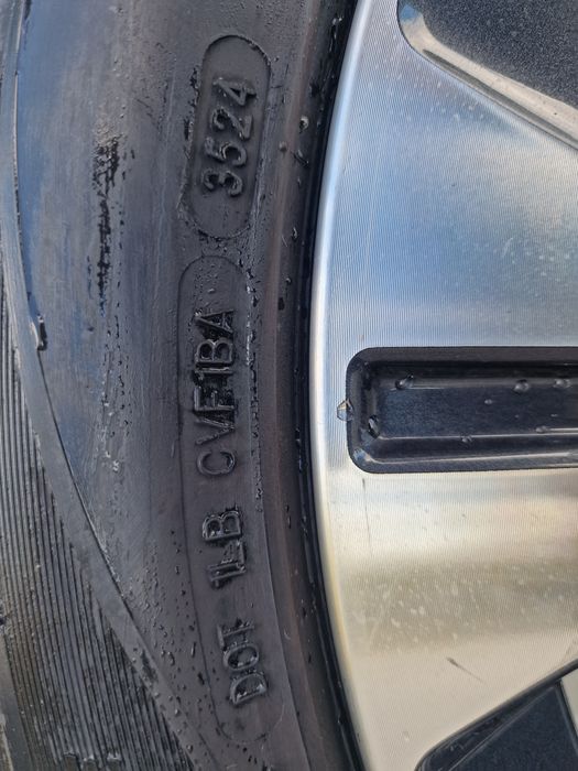 Set jante nissan  Qashqai  215/50 R17