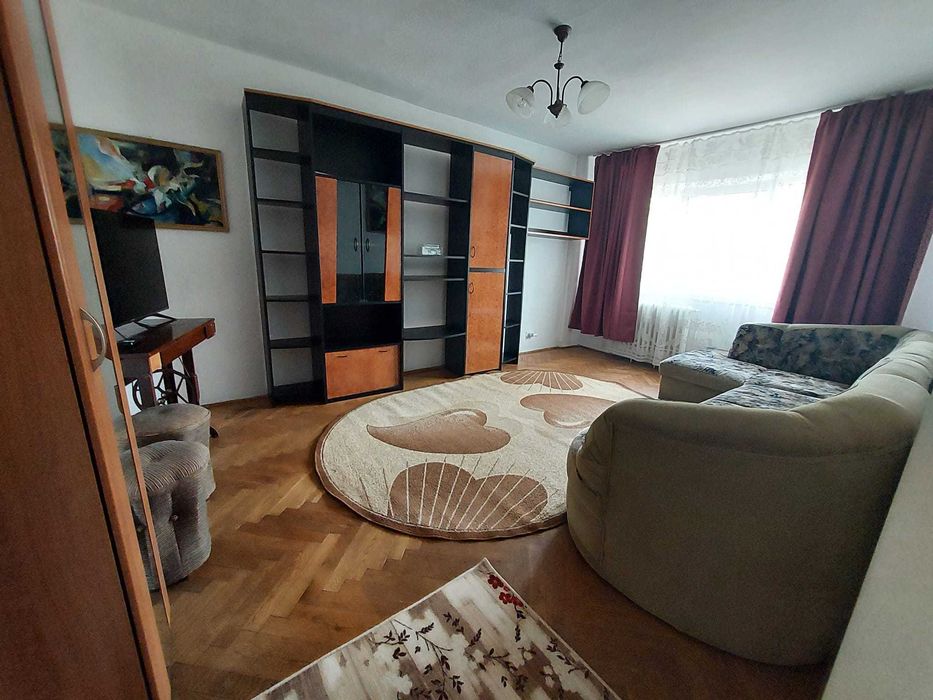 Proprietar-Inchiriez Ap. 3 cam. dec. Cireșica, et.1