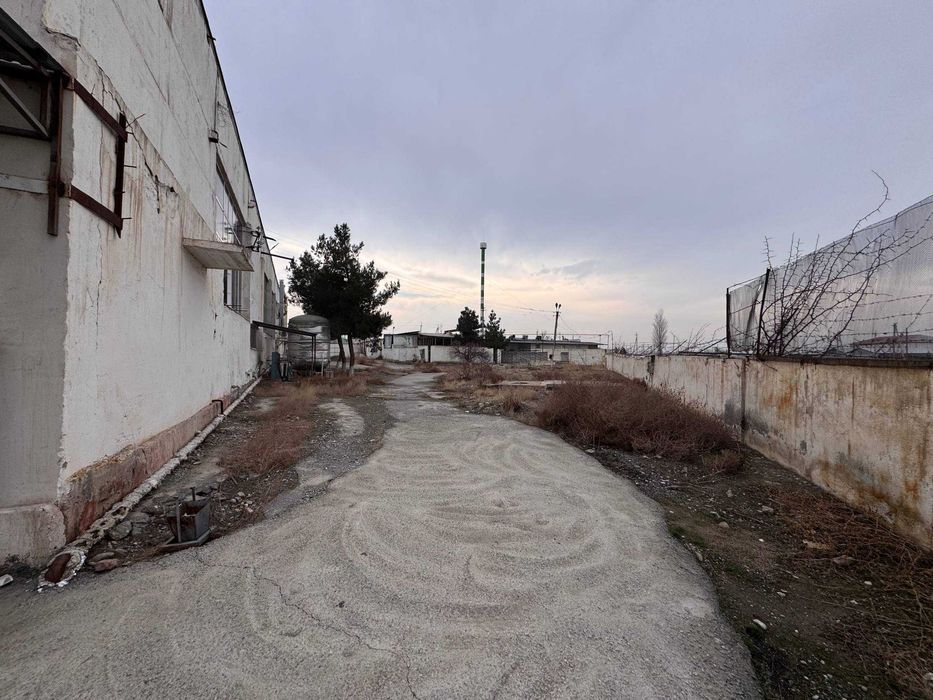 Склады и производственные цеха