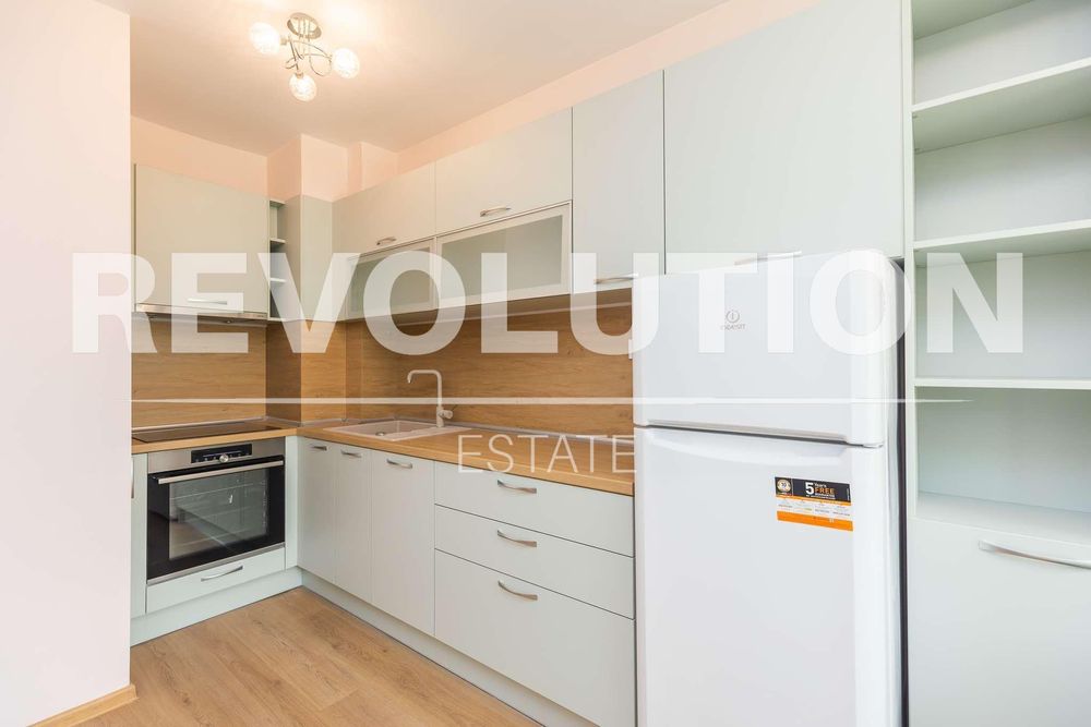 Двустаен апартамент в района на м-т Евксиноград!