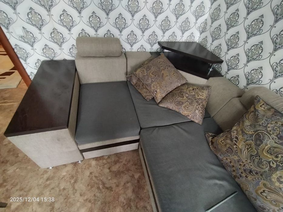 Диван в хорошем состоянии срочно продам