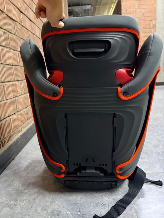 Автокресло Cybex Solution B-Fix, 15–36 кг