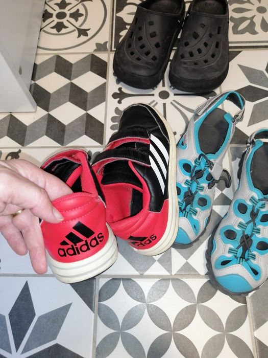 Sandale Quechua drumeție și Adidas Crocs cadou 33