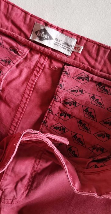 Lee Cooper Pantaloni ccurți bărbați bumbac burgundy regular fit marimea 33