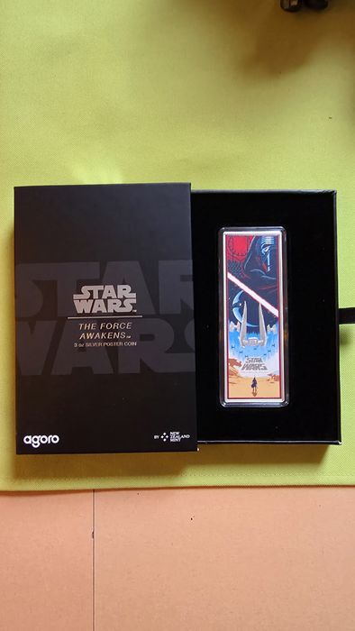 Продавам сребърна монета Star Wars 3 oz
