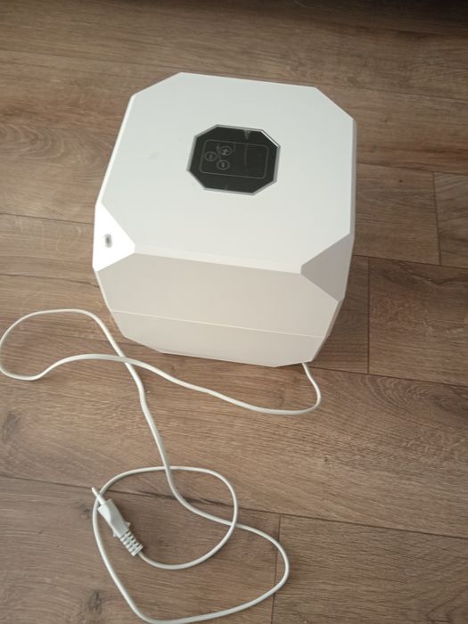 Vând aparat ImunOcube – stare foarte bună, utilizat foarte putin
