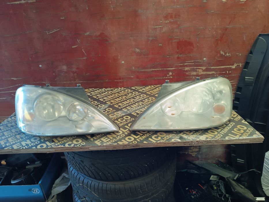 Оригинални Фарове за Форд Галакси 02-08