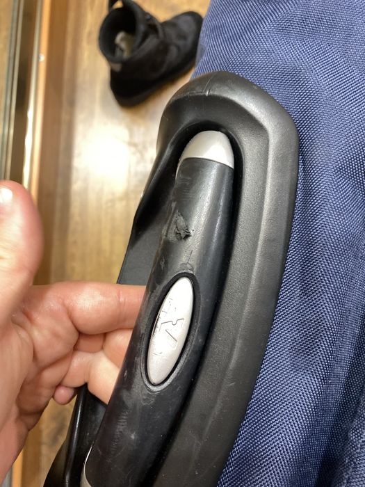 Чемодан roncato средний