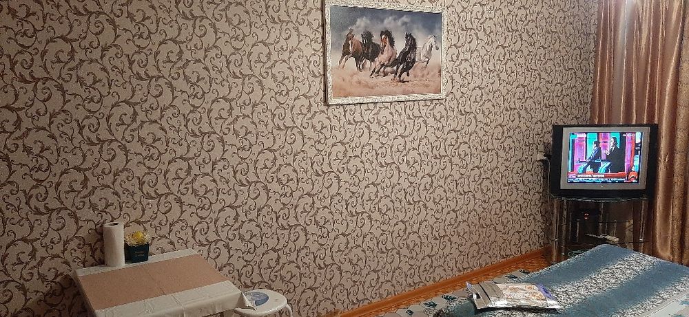 КВАРТИРА 8000...