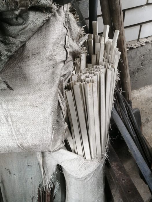 Пластмассовые полоски