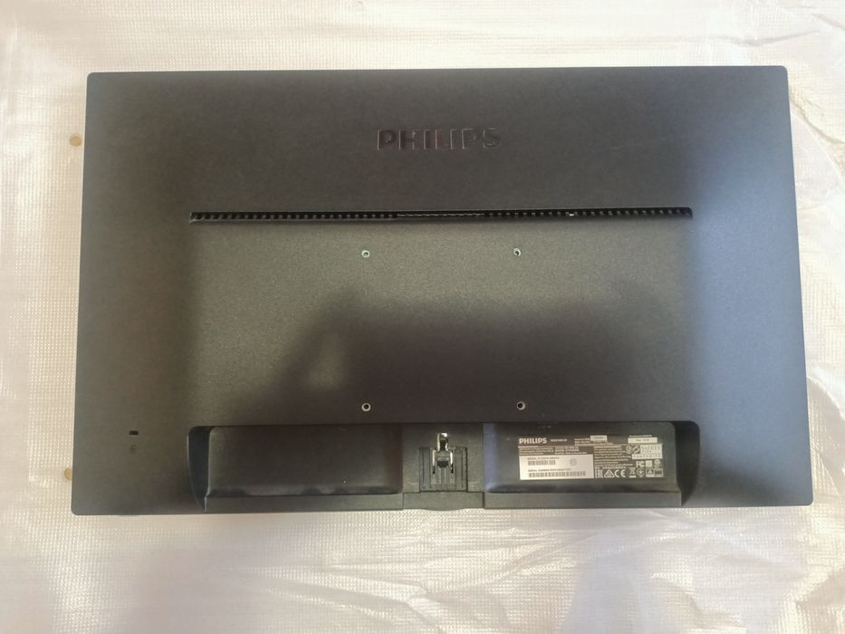 Монитор Phillips