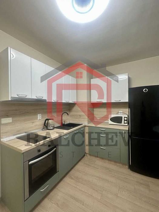 Дава се под наем Двустаен апартамент в Варна, м-т Траката - 90 кв.м за 600 € - Снимка #1