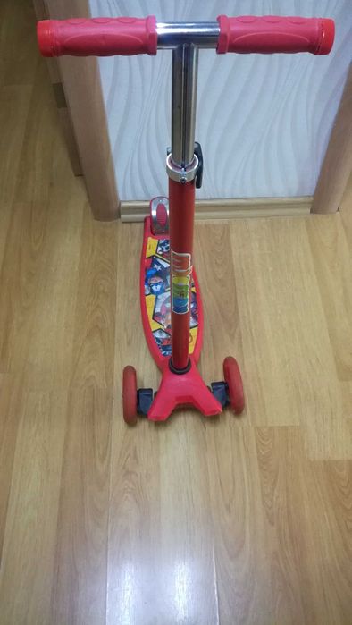 рабочие детские самокаты и скейтборд