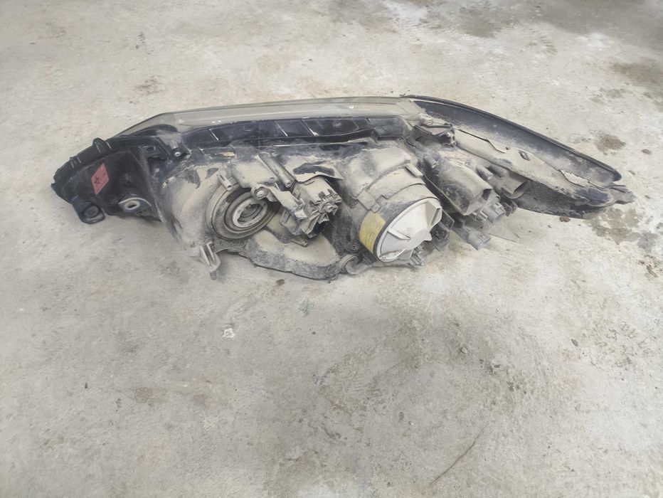 Фара правая оригинал