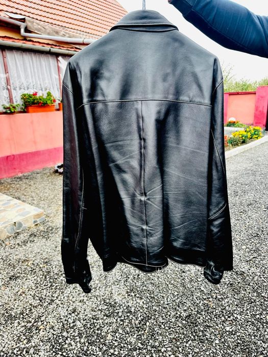 Vând geacă piele mărimea L