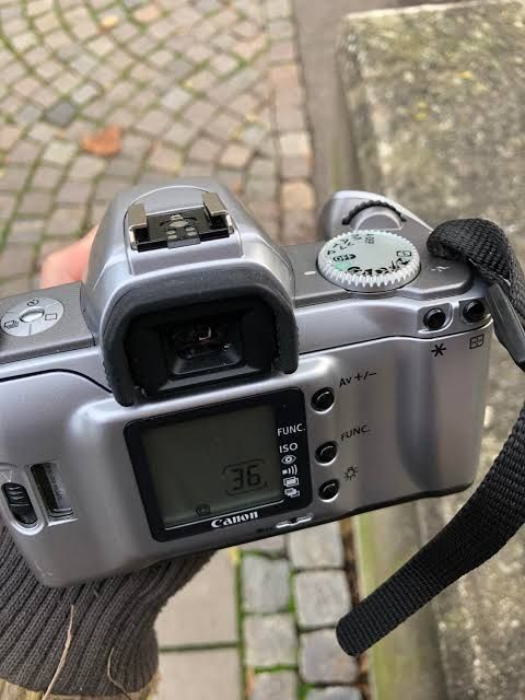 Продам фотоаппарат canon eos 300v