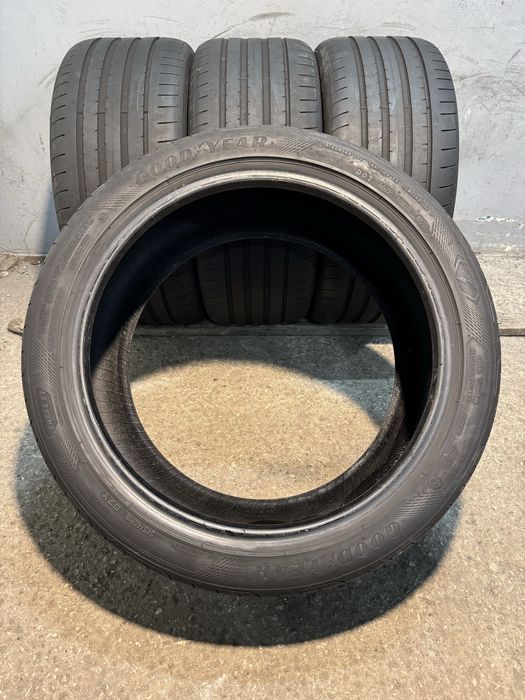 Гуми 245/40/18 GOOD YEAR Eagle F1