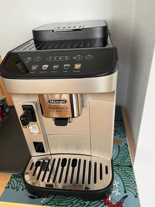 Кафеавтомат Delonghi Magnifica EVO ECAM290.61.SB