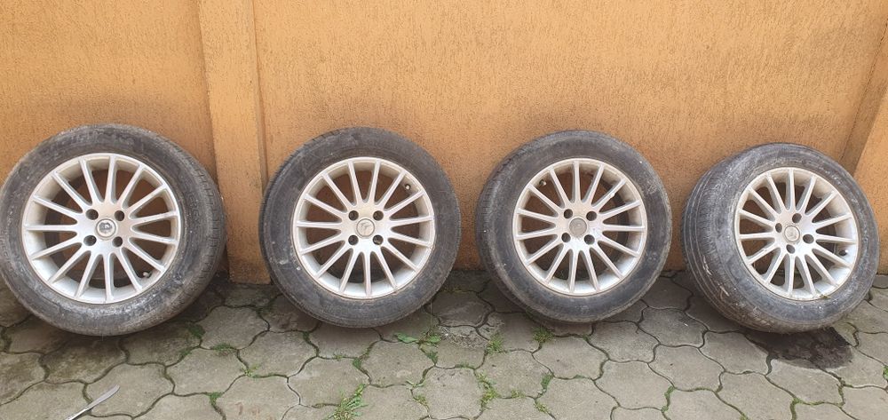 Vând jenti de aluminiu