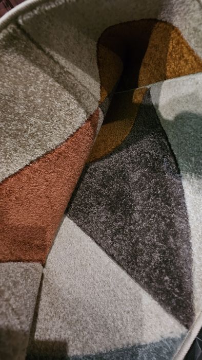 Чисто нов килим 160/220