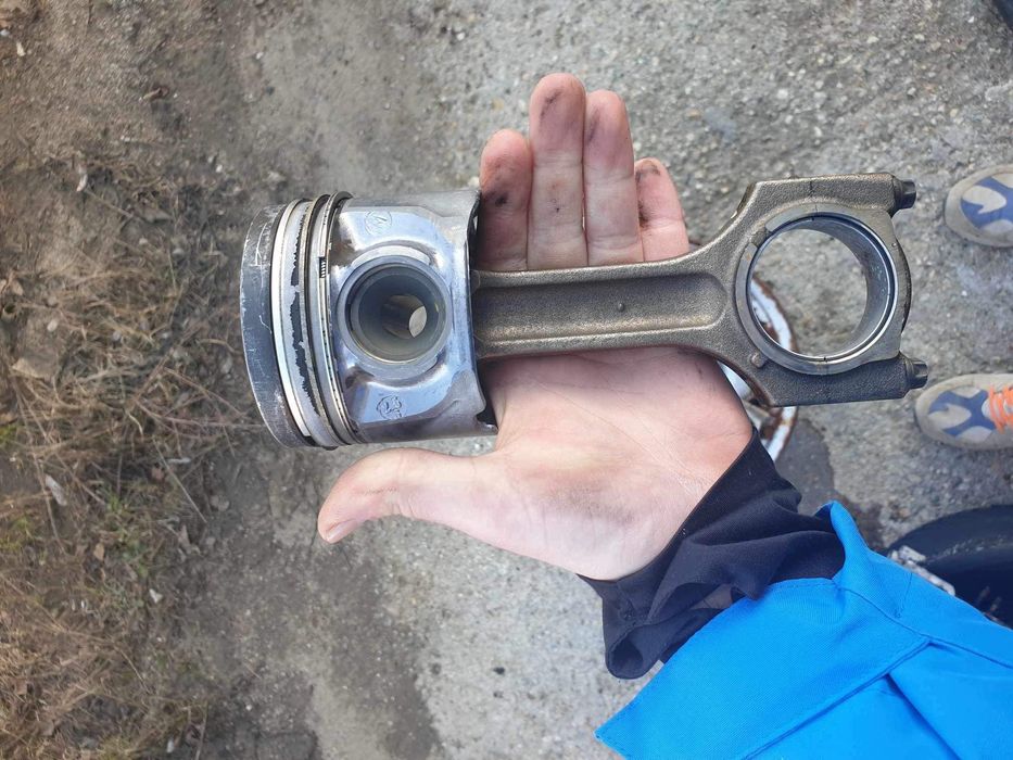 Бутала и биели за m57