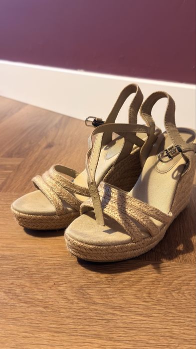 Sandale cu platforma Tommy Hilfiger 36