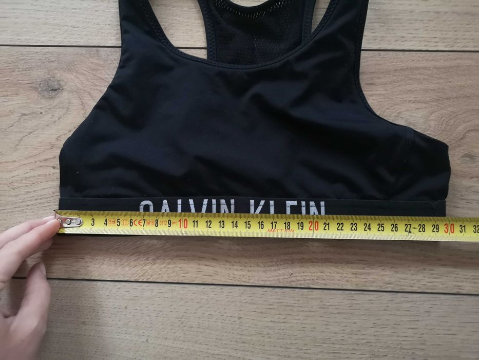 bustiera sport, top Calvin Klein, Nike