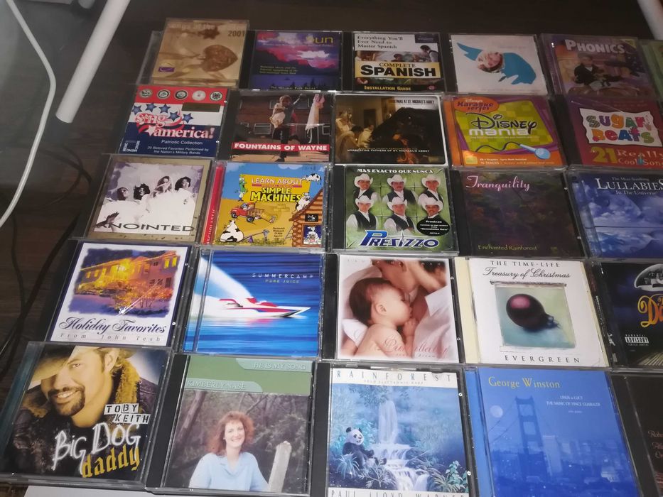Albume cd oferta!!! pret mic  cu diverse  nou si sigilate