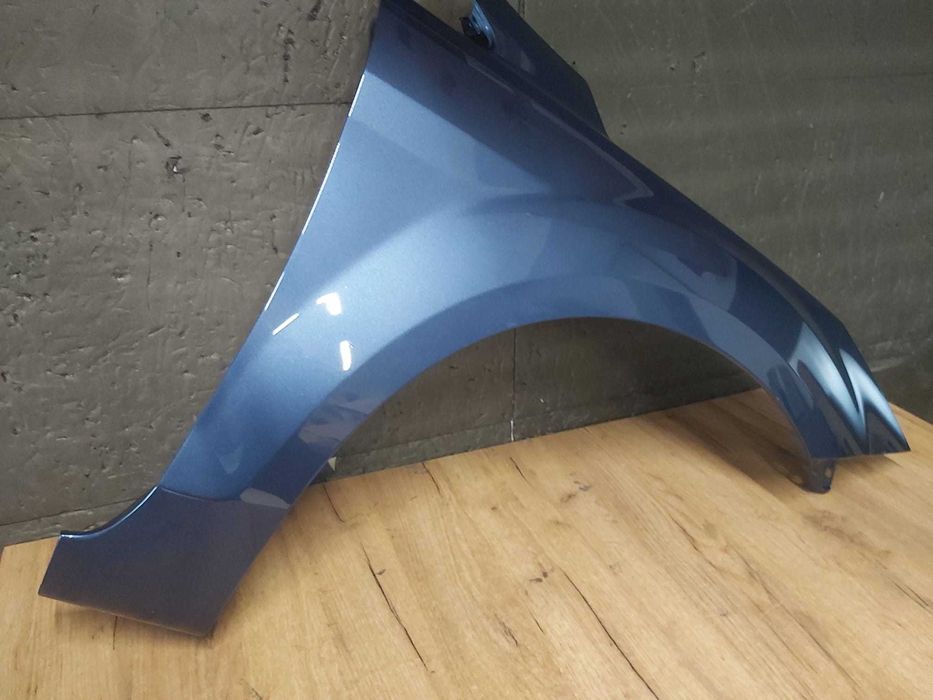 Aripa Fata Dreapta Ford Focus 2 II 2008-2011 (Ocean Blue (Albastru))