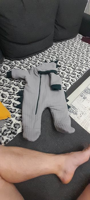 Весенний комбинзончик