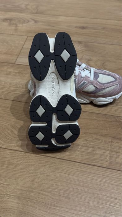 New Balance детски маратонки