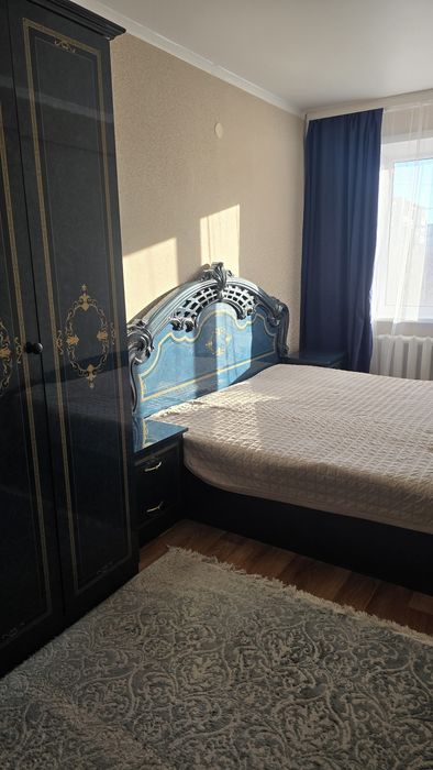 Продаётся спальный гарнитур