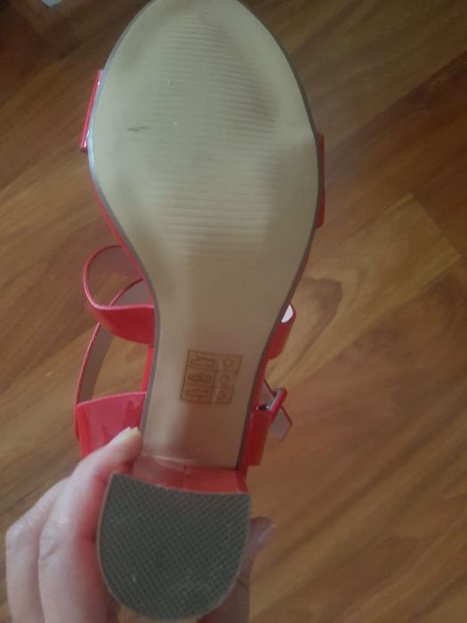 Sandale dama.                 .