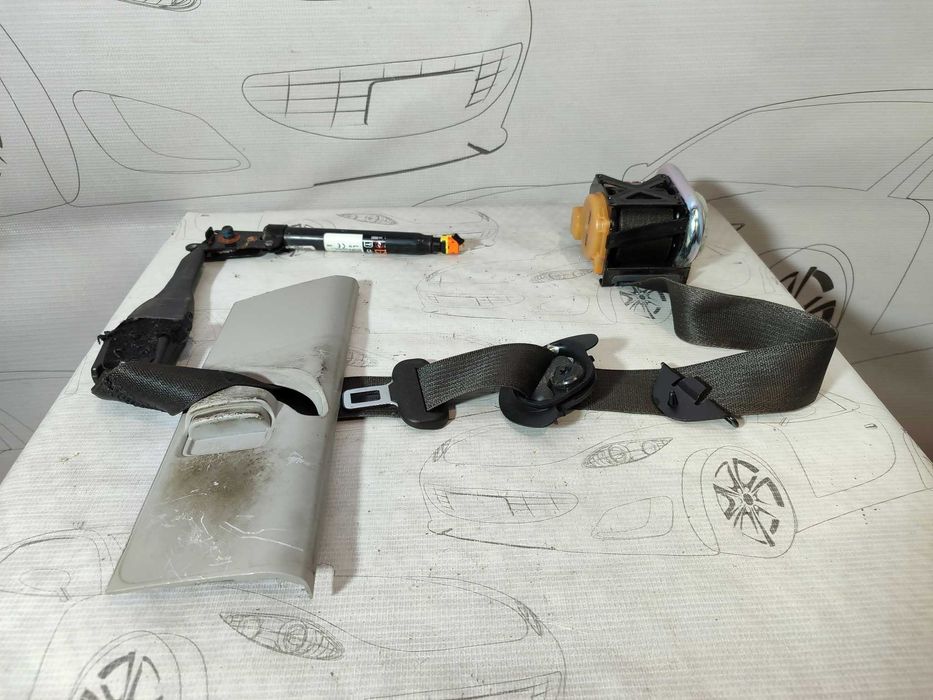 Centură de siguranță față dreapta Opel Mokka 2012-2019 2015 1.6 CDTI 100kW Cod OEM: 95914640, 95366788, 95403054 (5G3)
